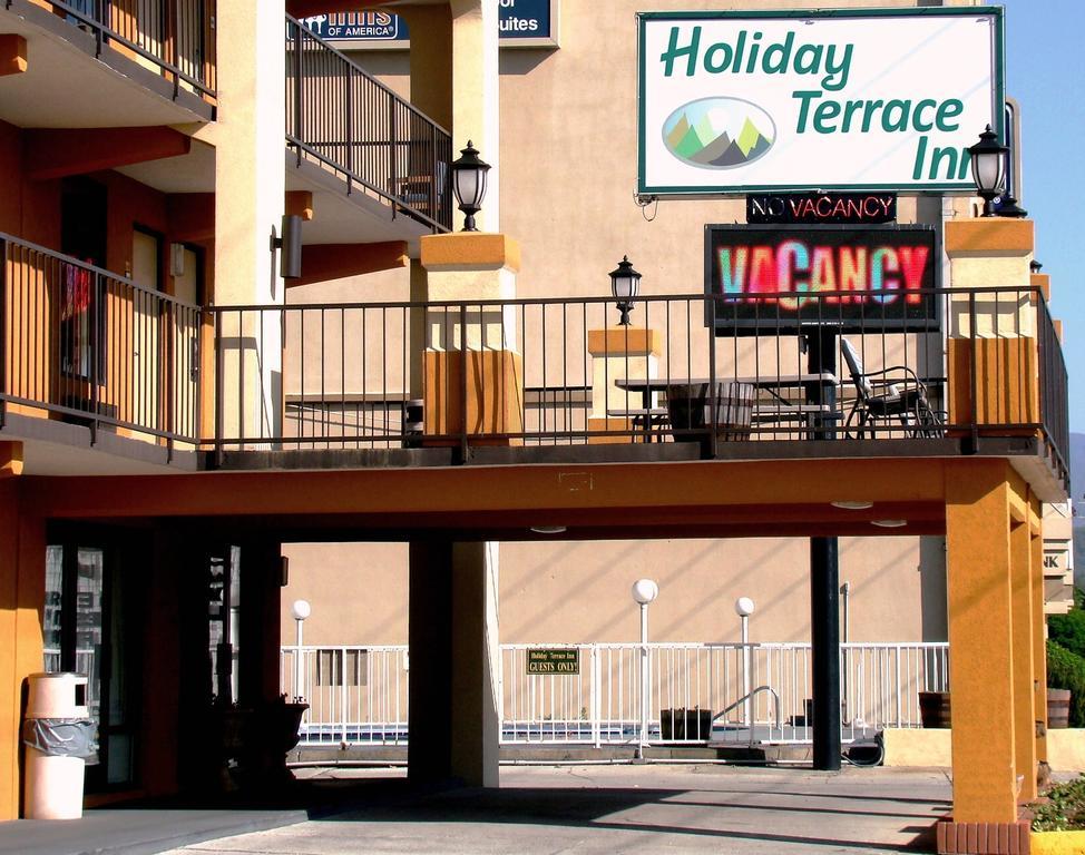 Holiday Terrace Inn - Пиджен-Фордж Экстерьер фото